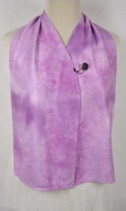 Cravaat- dining scarf adult bib- Pink/Purple w/ Button & Loop